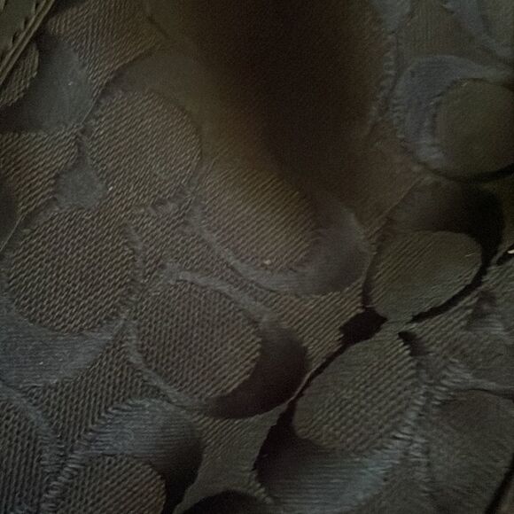 COACH Legacy Duffle in  Small Signature Canvas Black Sholder Bag #25380Excellent - Picture 13 of 13